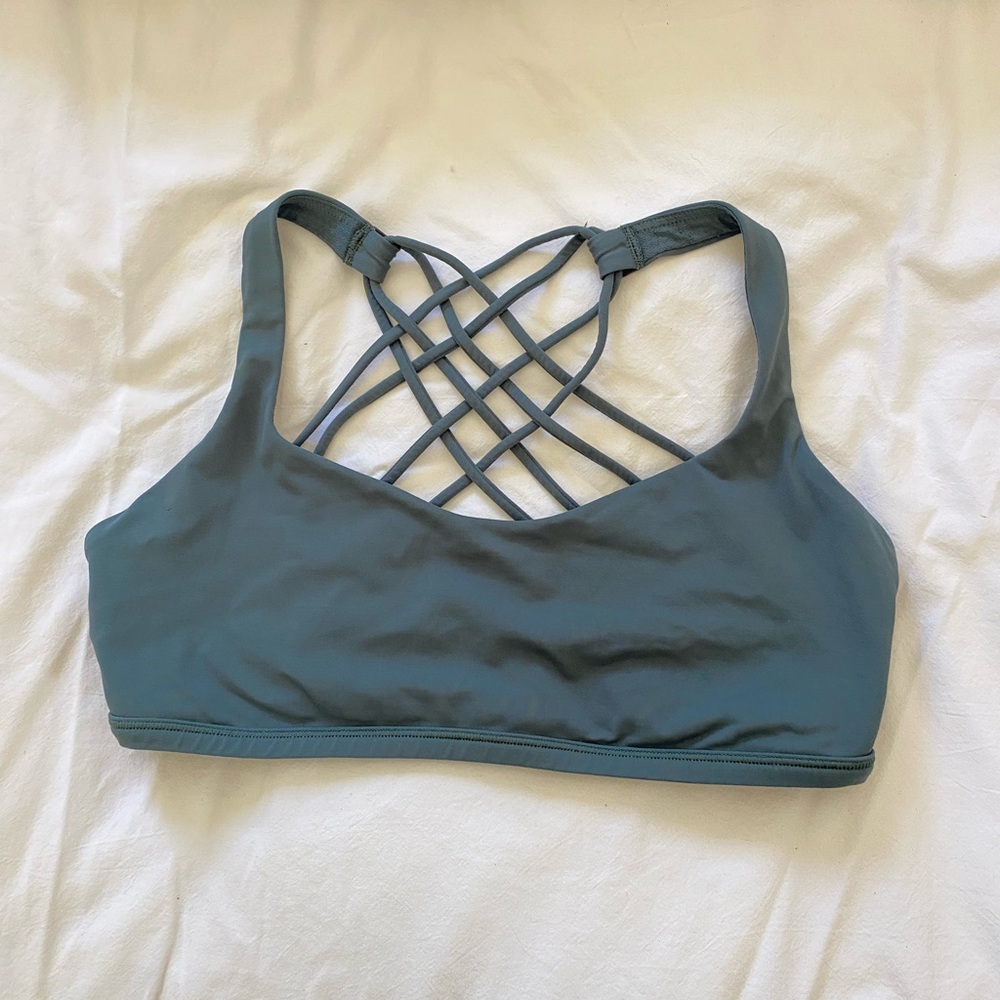 Lululemon Free To Be Wild Bra - size 8